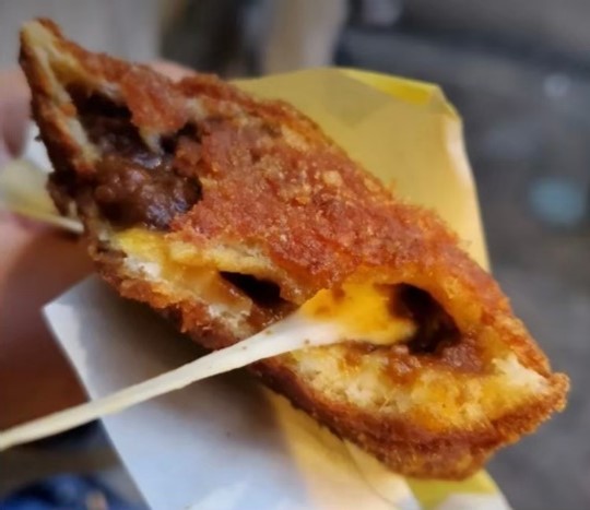 Giraffa's curry bun